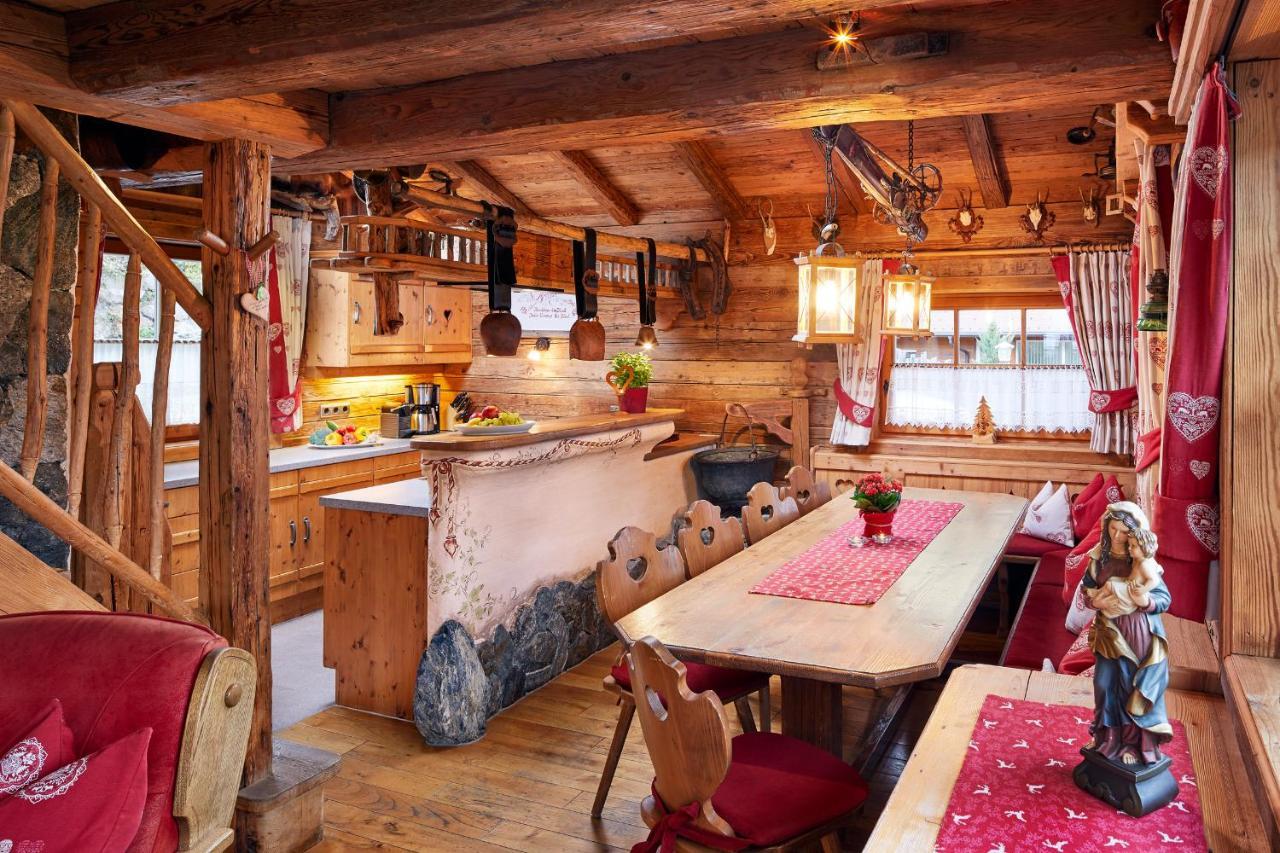Almdorf Flachau - Luxus Huettenurlaub Eksteriør billede